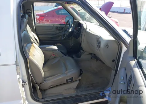 1998 Chevrolet Blazer Lt из США, поврежденный, VIN 1GNDT13W3W2134200